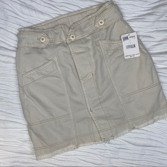 Free People Dresses & Skirts - Free People Tan Skirt with Pockets